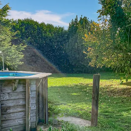 Vakantiehuis Charmante Maison Avec Piscine Tonnay-Charente