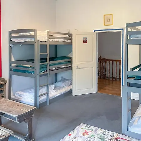 Charmante Maison Avec Piscine *