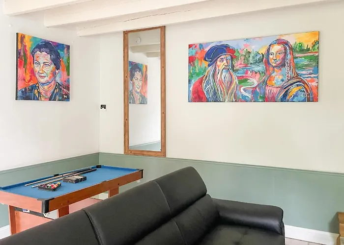 Charmante Maison Avec Piscine Casa de Férias *