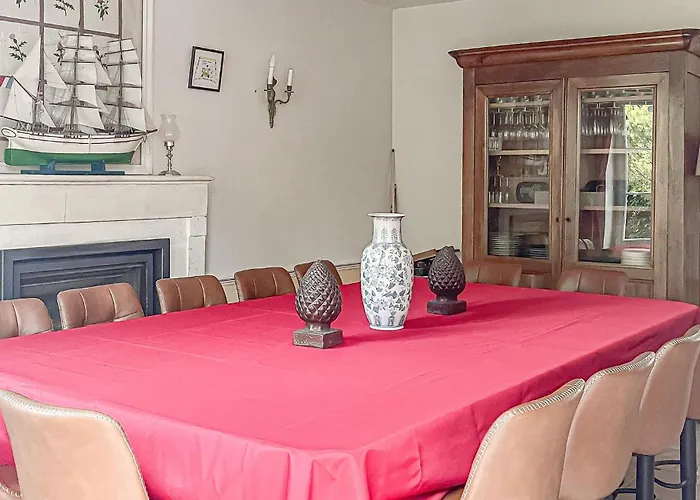 Casa de Férias Charmante Maison Avec Piscine Tonnay-Charente