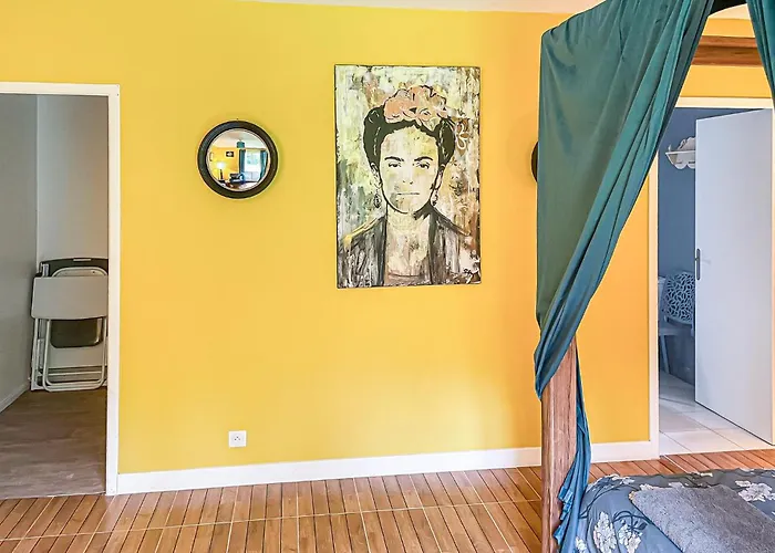 Casa de Férias Charmante Maison Avec Piscine Tonnay-Charente